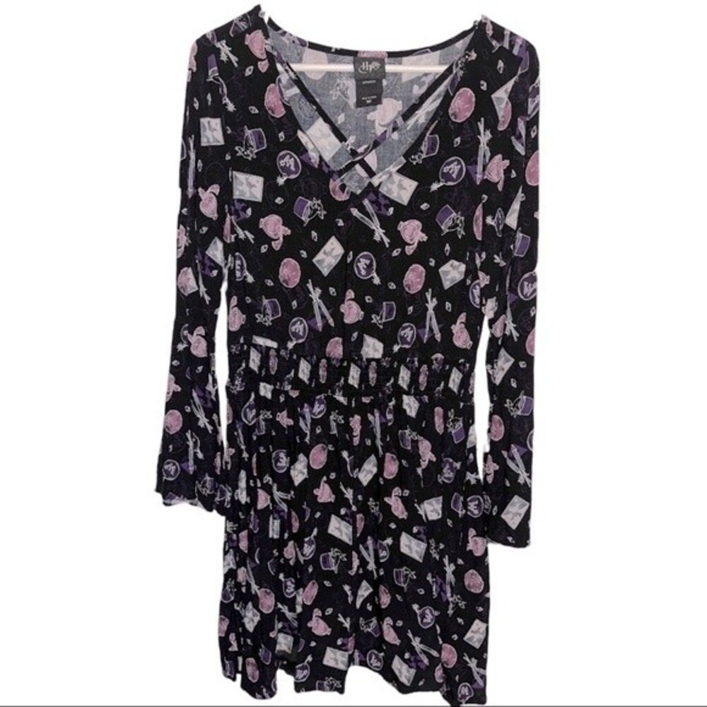 Harry Potter Hot Topic Weasleys’ Wizard Wheezes Cosplay Dress Jr Medium.